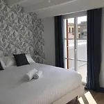 Cream Homes Santa Catalina Etv
